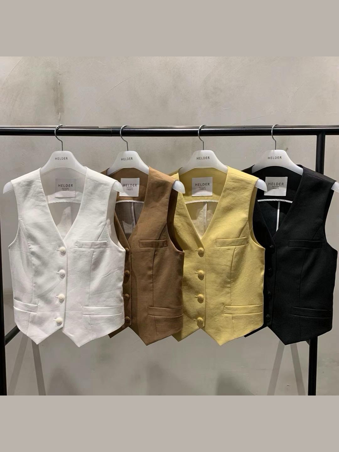 V-neck Button-down Sleeveless Vest *4 Colors