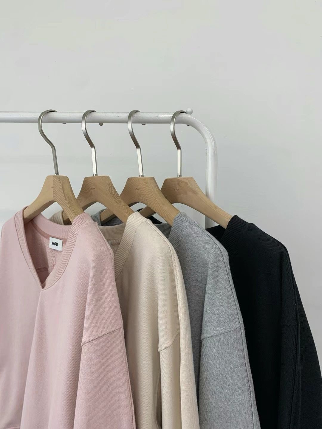 V-neck Side Pockets Cotton Sweater *4 Colors