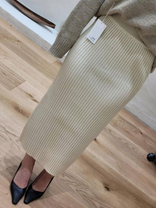 Ribbed Knit Midi Pencil Skirt *2 Colors