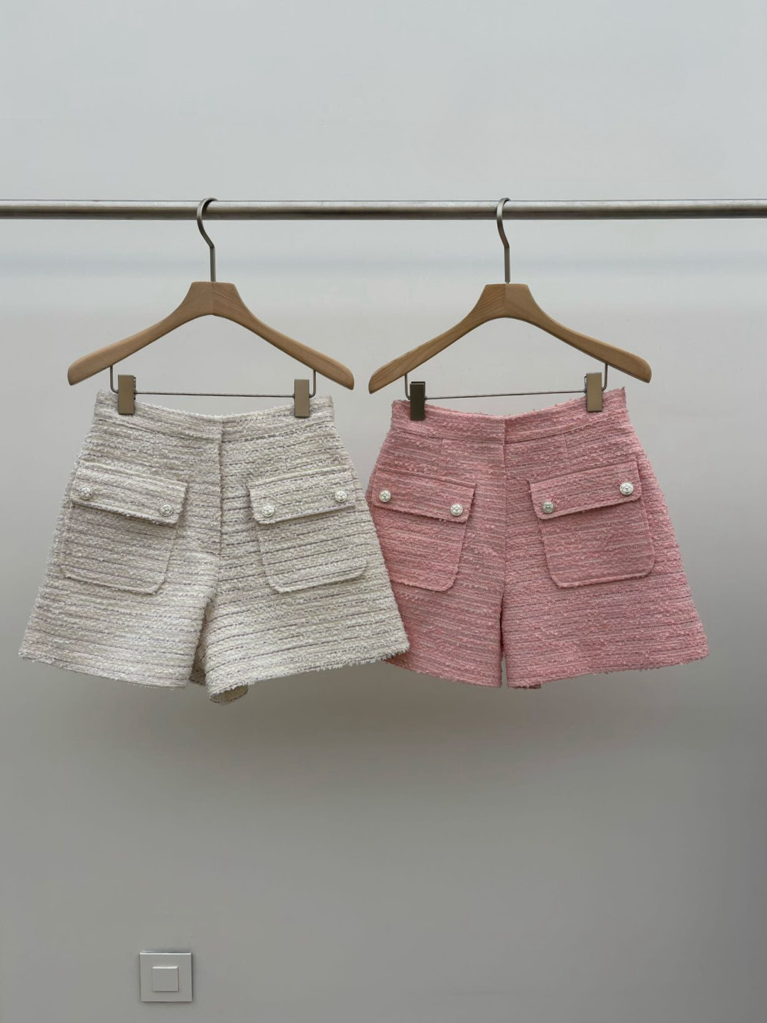 High-waisted Front Pockets Tweed Shorts *2 Colors