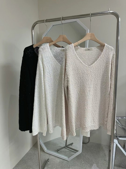 V-Neck Knitted Long Sleeved Sweater *3 Colors