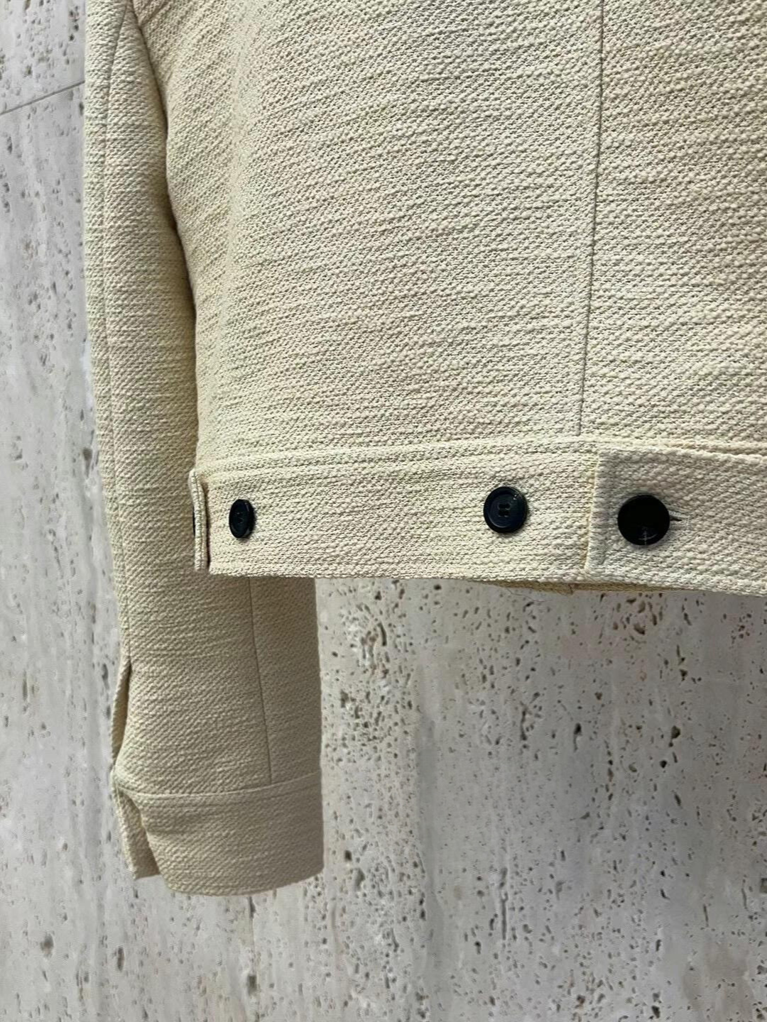 Contrast Textured Long-sleeved Jacket