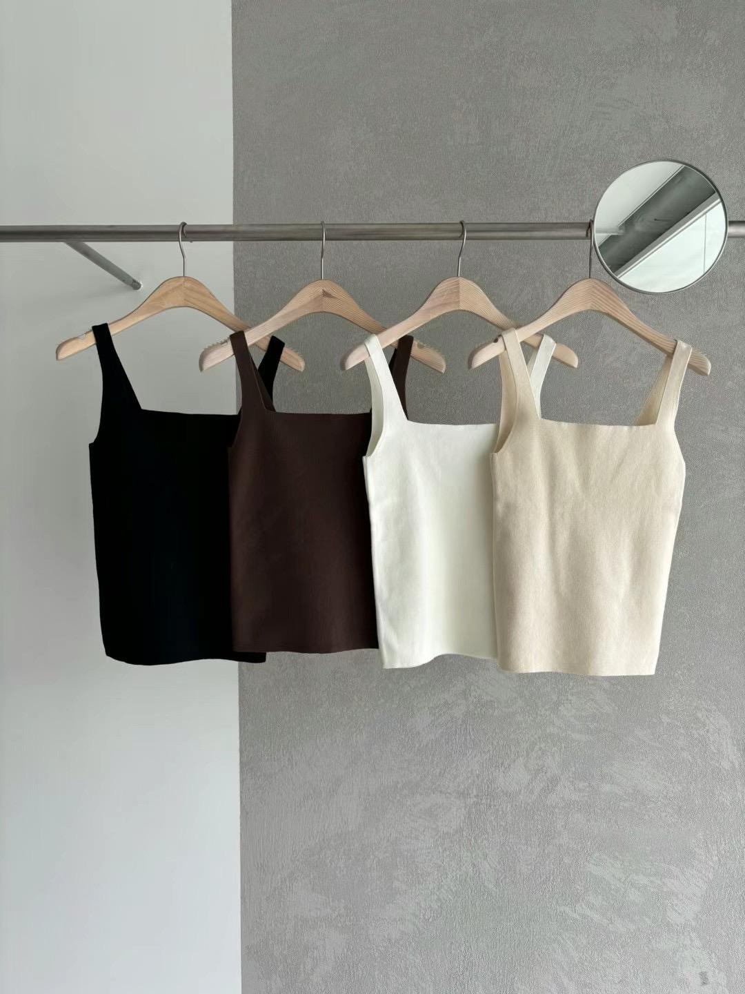 Square-Neck Knitted Crop Top *4 Colors