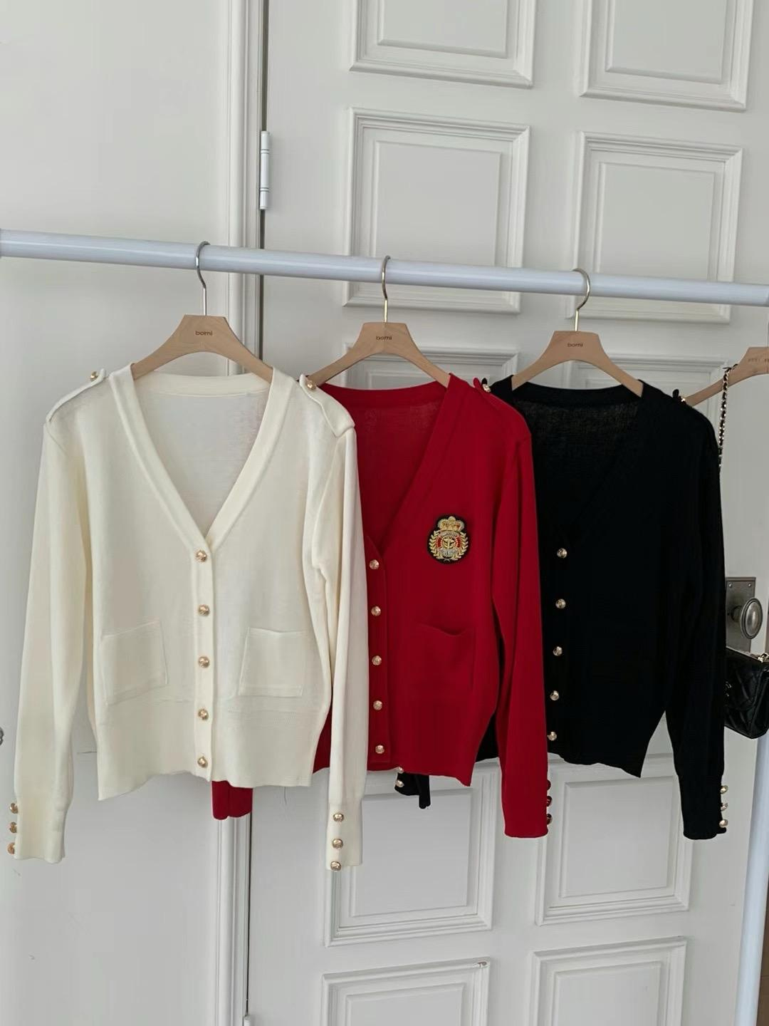 V-Neck Long Sleeve Knitted Cardigan *3 Colors