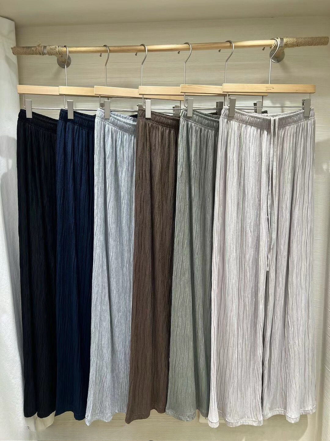 Drawstring Waist Textured Pleated Pants *6 Colors