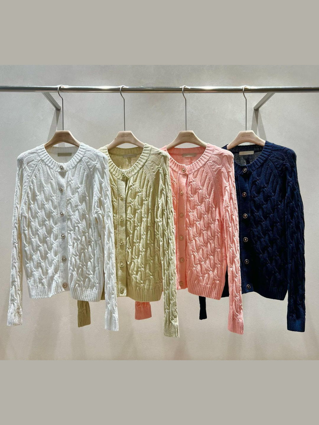 Cable Knit Button-down Knit Cardigan *4 Colors