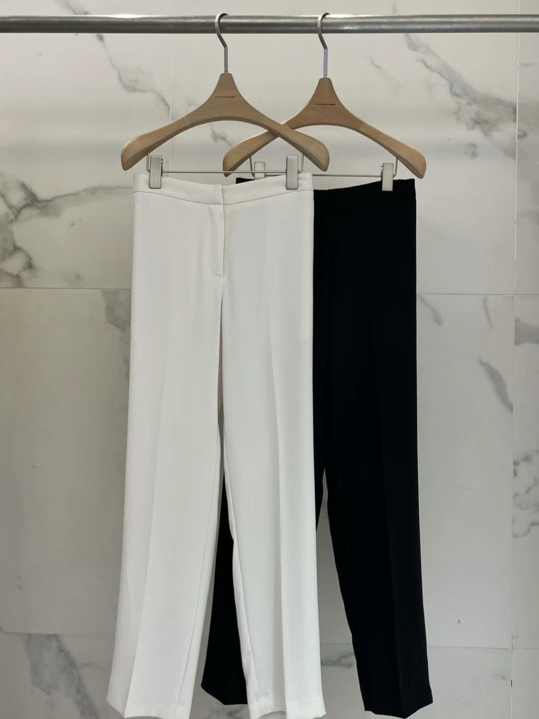 Relaxed Straight Leg Pants *2 Colors