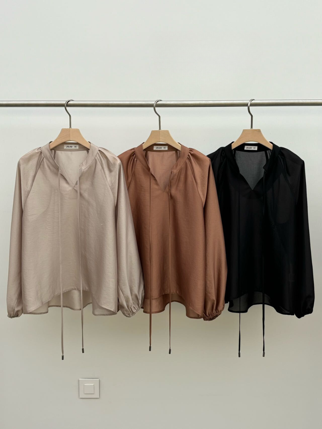 V-neck Satin Long Sleeved Blouse *3 Colors