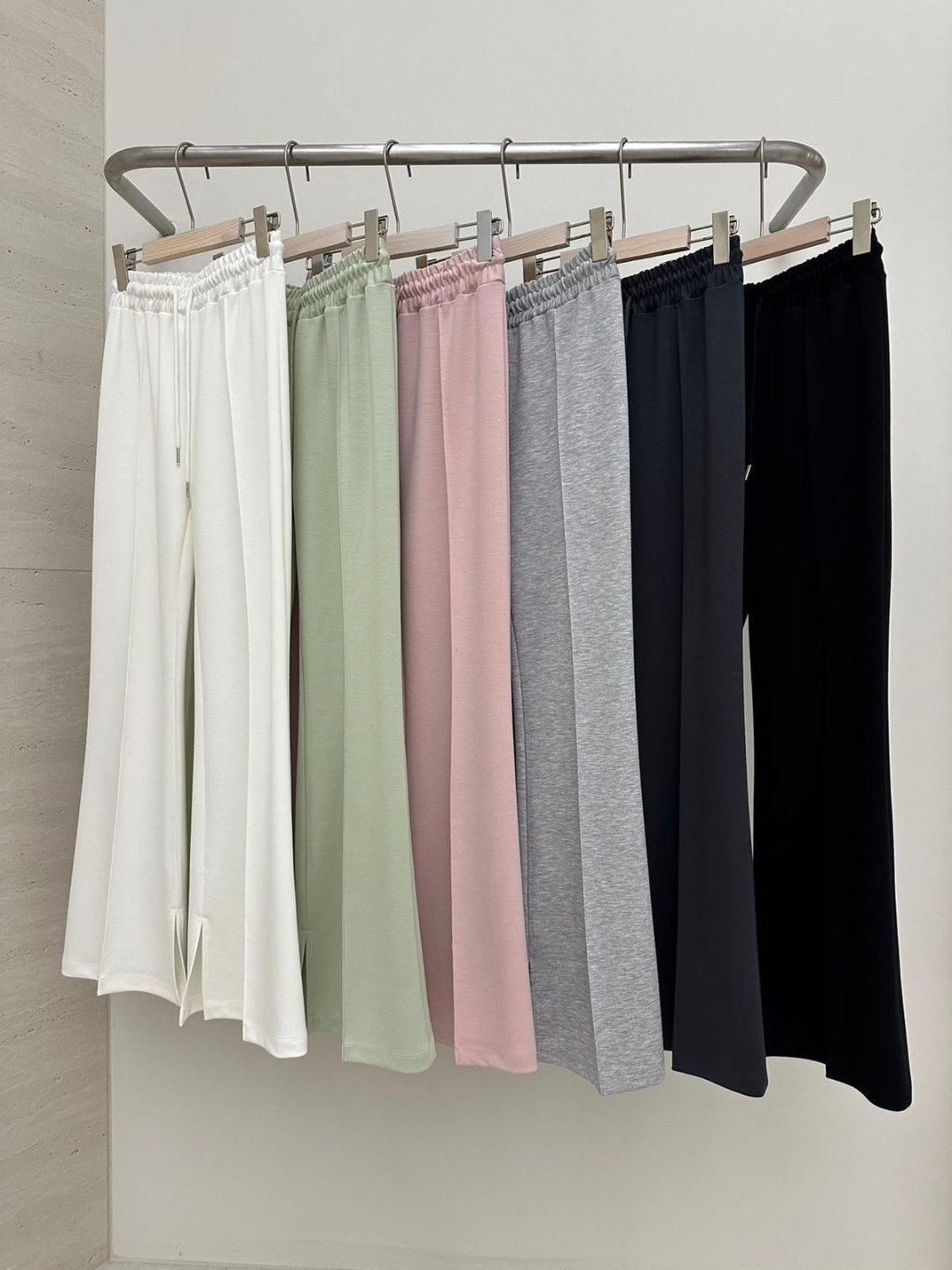 Draw-string Waist Flared Sweatpants *6 Colors