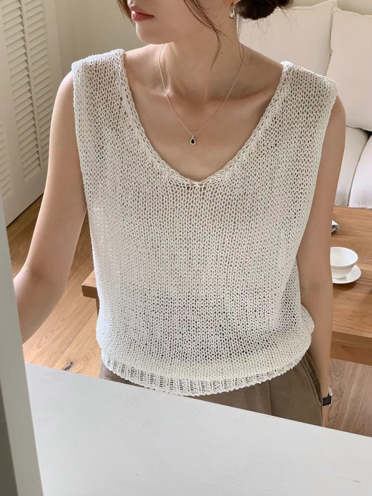 V-neck Crochet Sleeveless Top *3 Colors