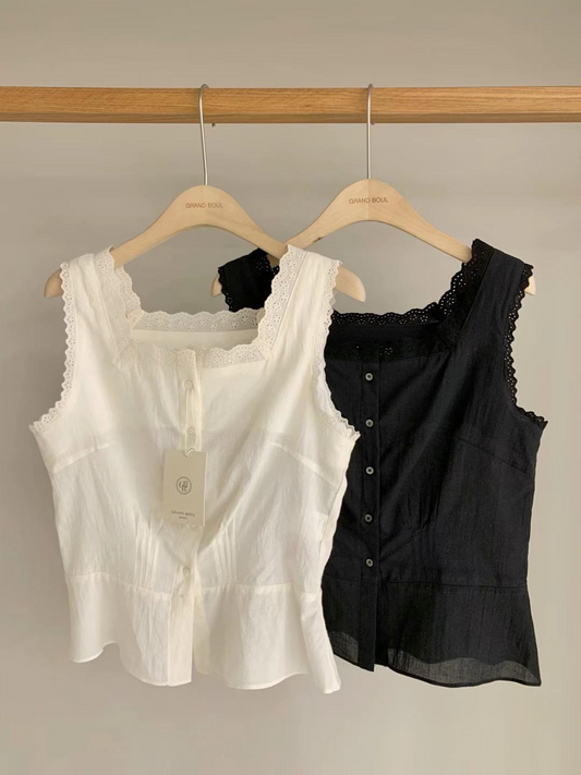 Laced Button down Sleeveless Top *2 Colors