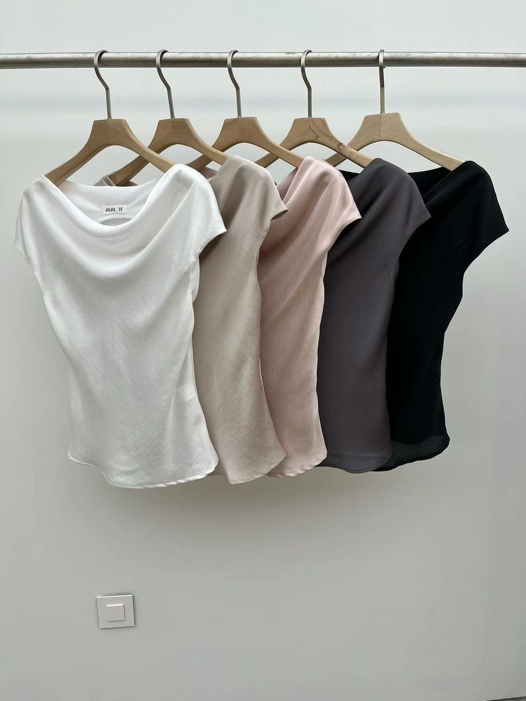 Satin Short Sleeved Blouse *5 Colors