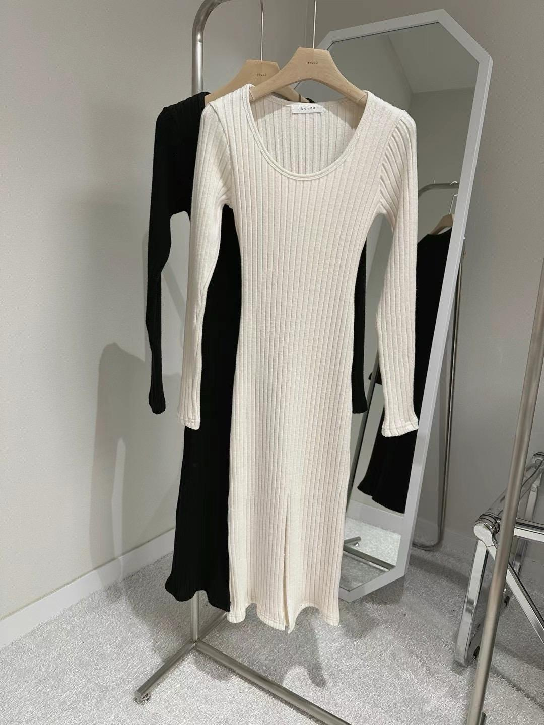 Scoopneck Long Sleeved Slit Knit Dress *2 Colors