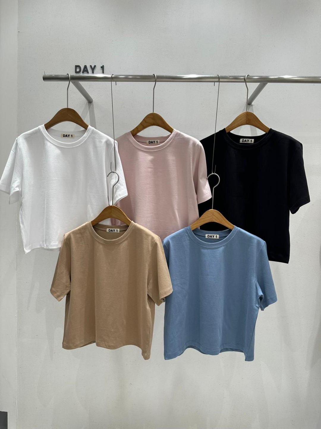 Short-sleeved Crew T-shirt *5 Colors