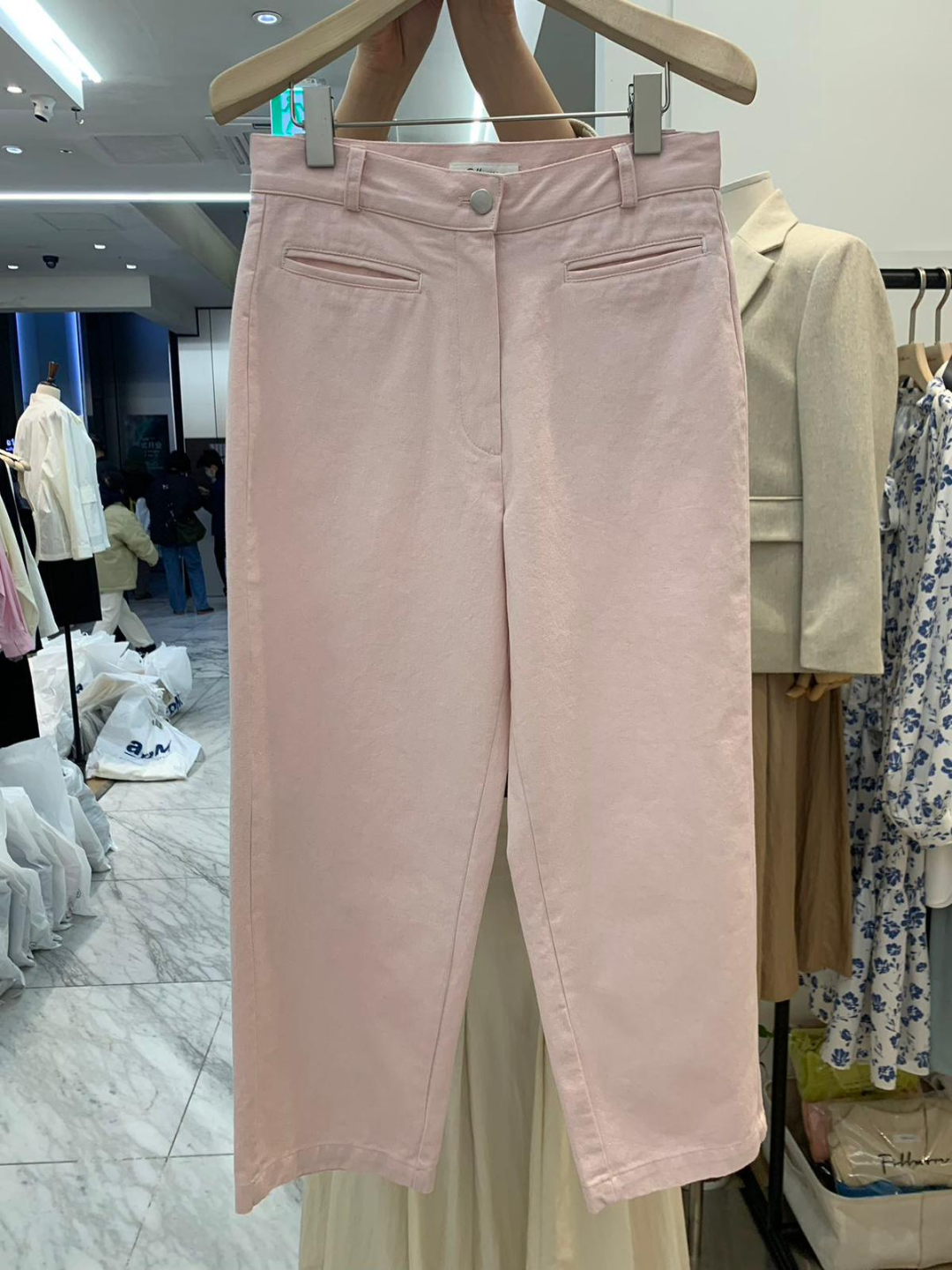 Front Pockets Wide-leg Crop Pants *2 Colors