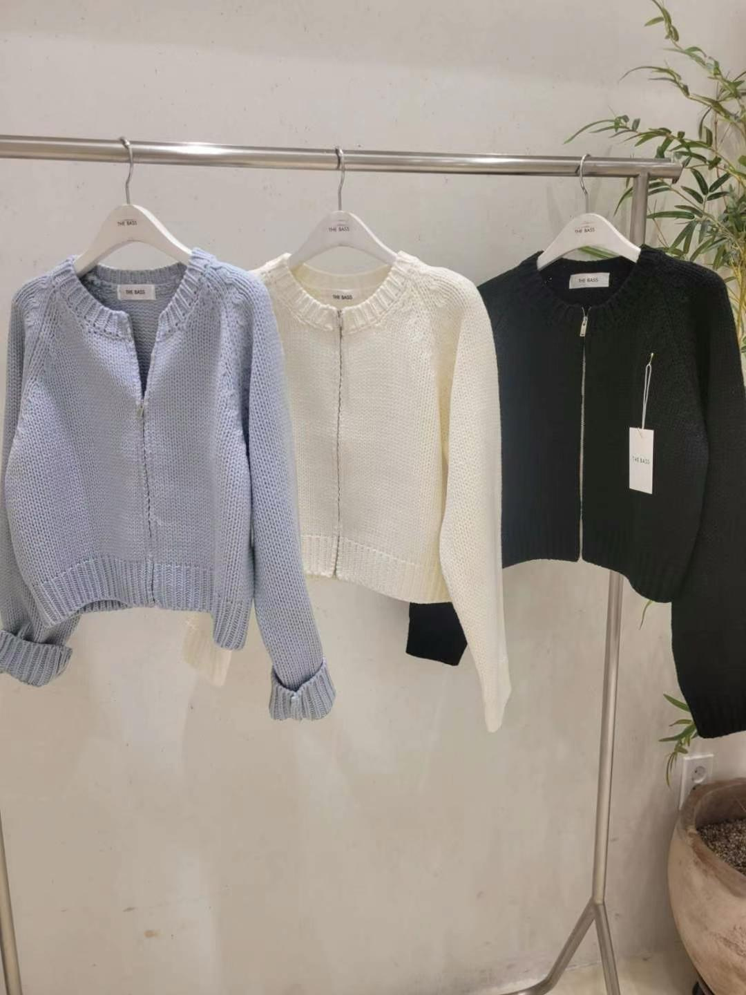 Full-Zip Long Sleeved Knitted Cardigan *4 Colors