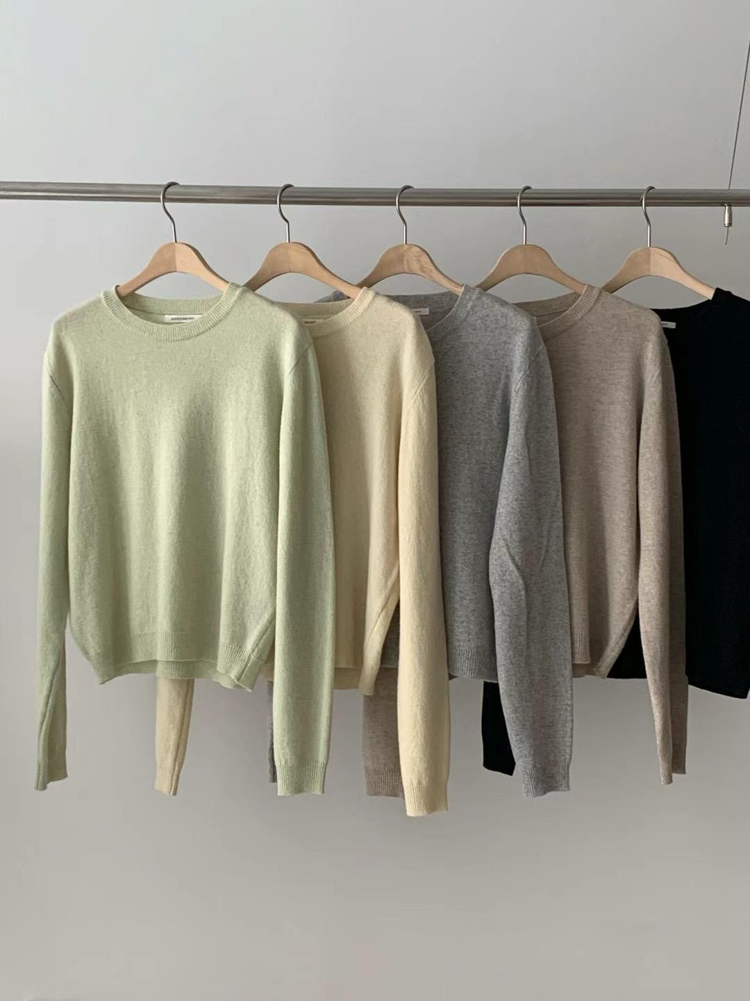 Long Sleeved Classic Knitted Sweater *5 Colors