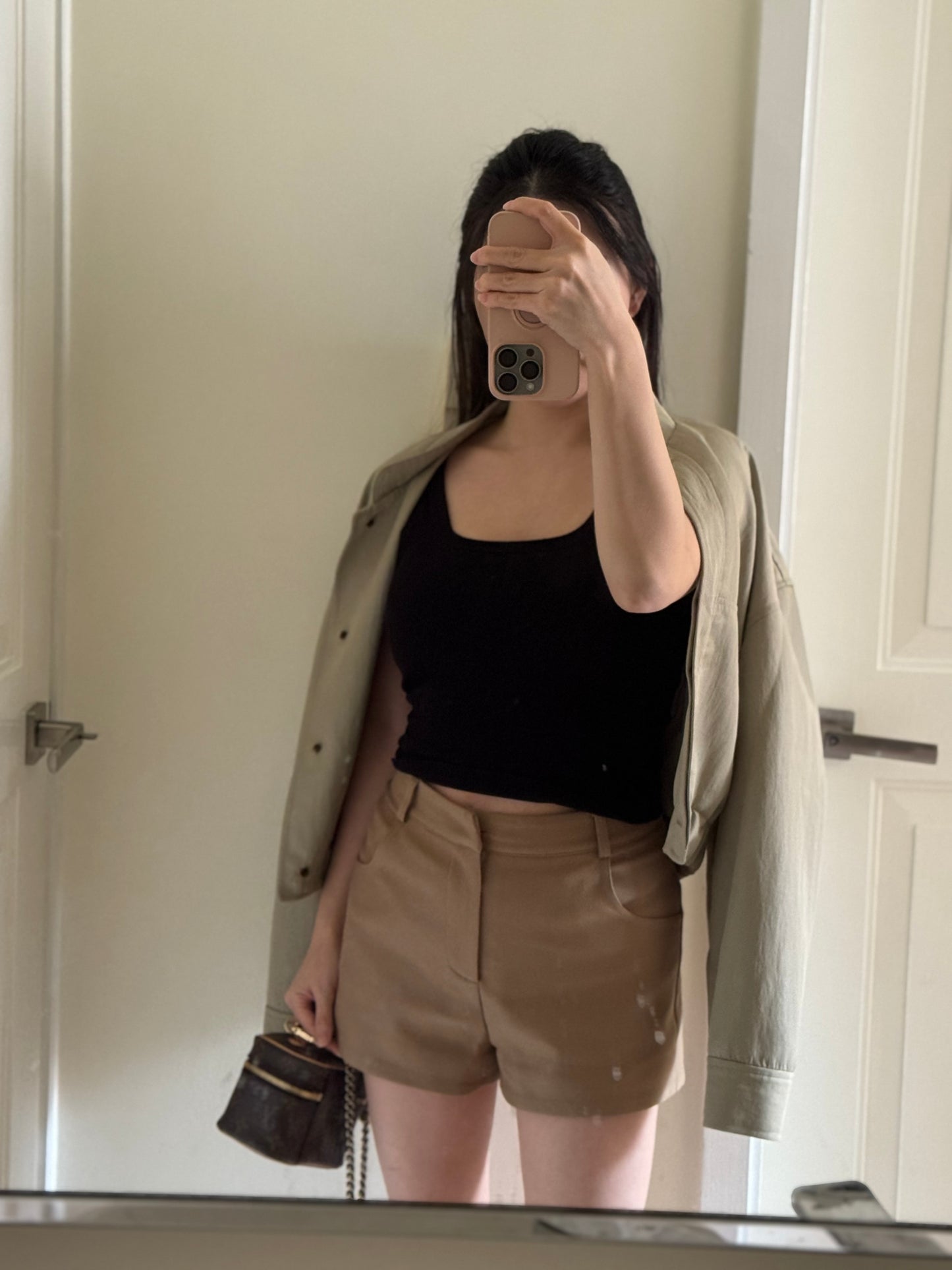 Khaki High Waist Dress Shorts 卡其高腰西裝短褲