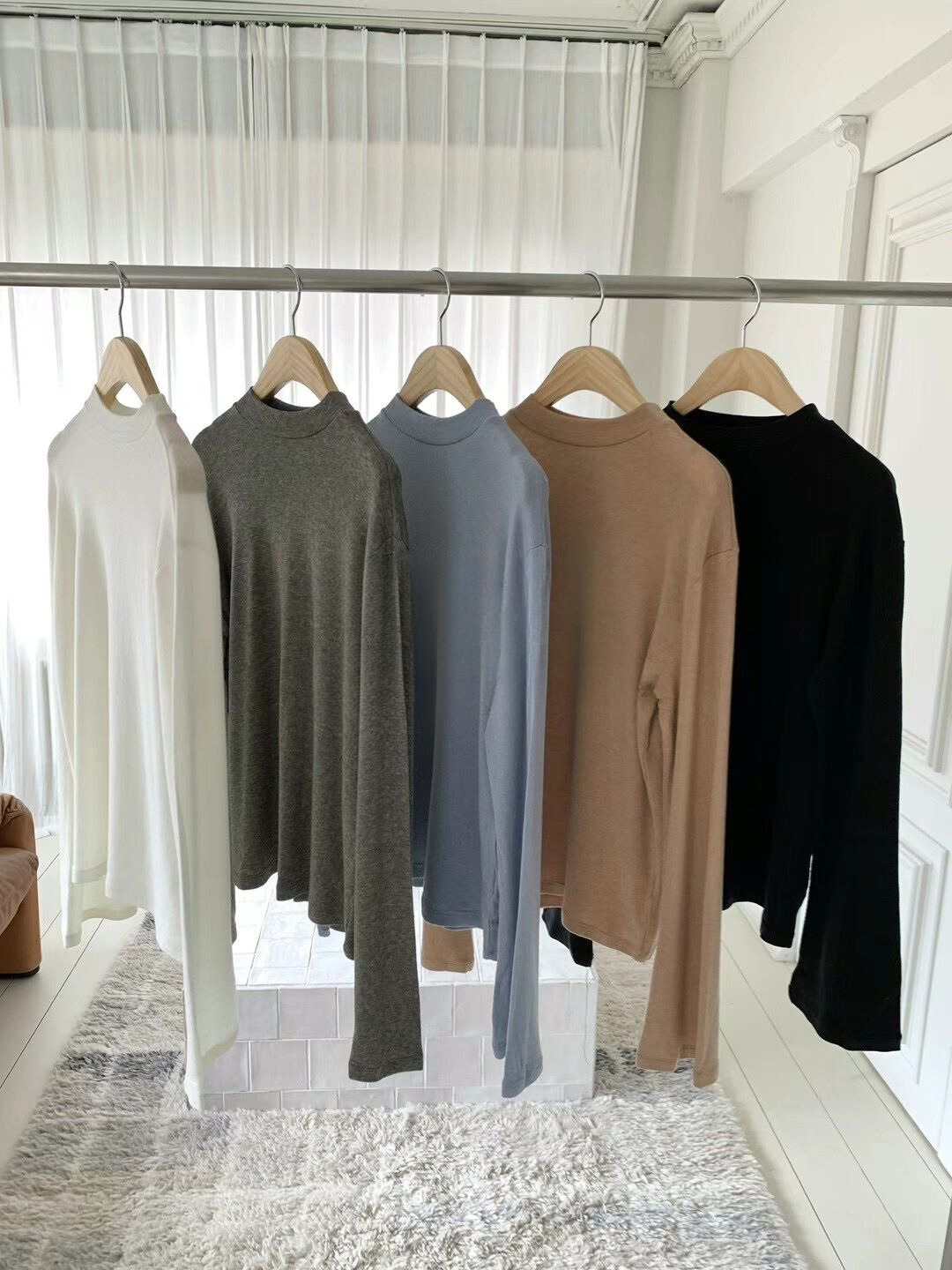 Neutral Long Sleeved T-shirt *5 Colors