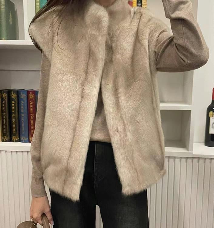 Cap Sleeved Fur Vest *4 colors