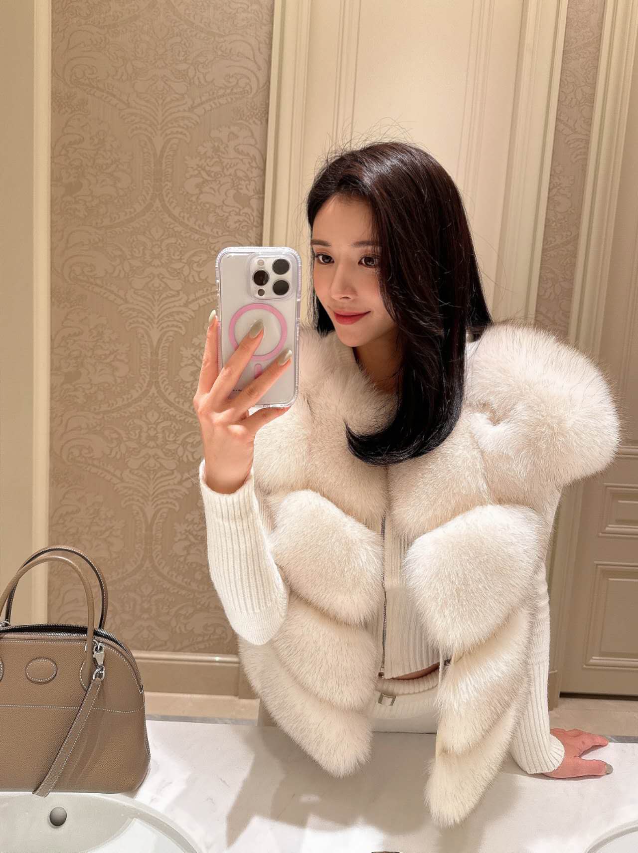 Sleeveless Saga Fur Vest