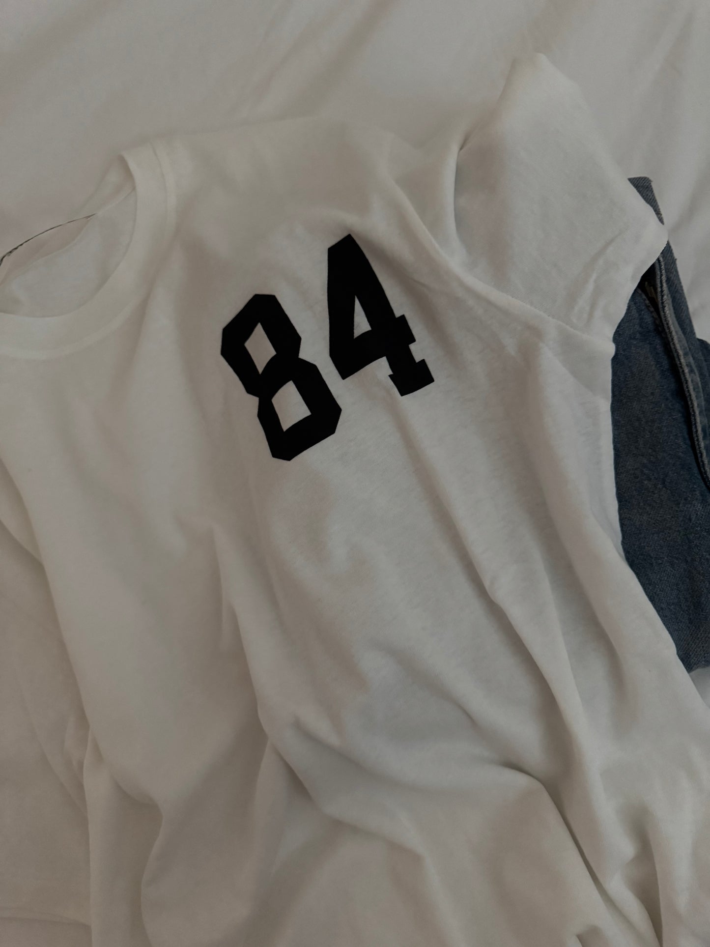 84 Basic White Relaxed Fit Tee