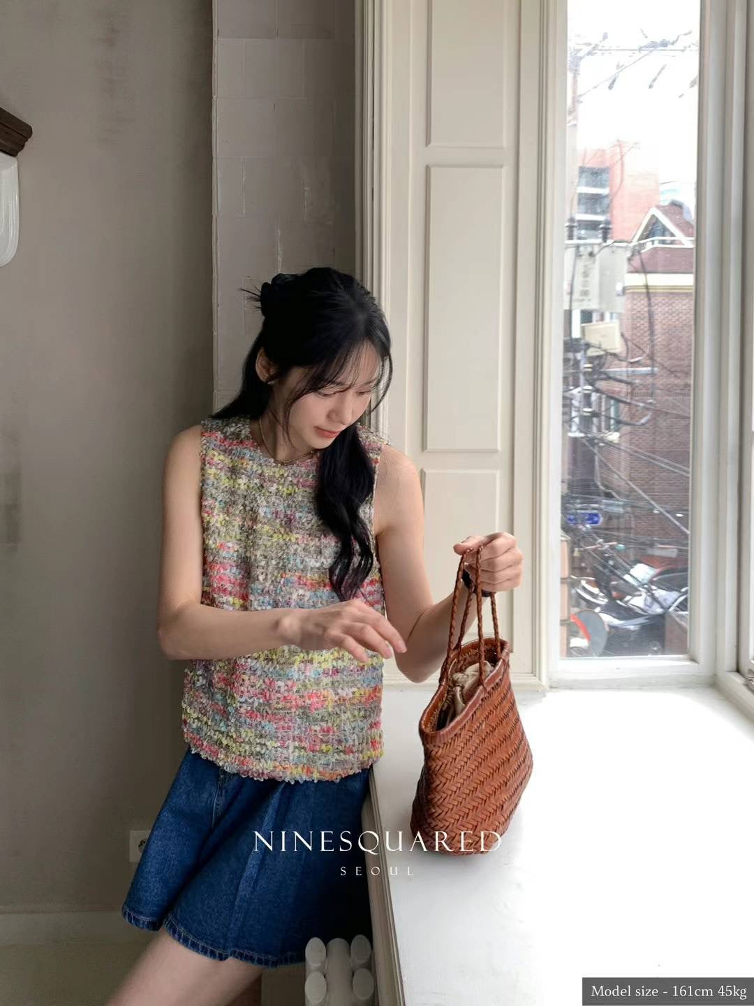 Mixed Color Knit Sleeveless Top