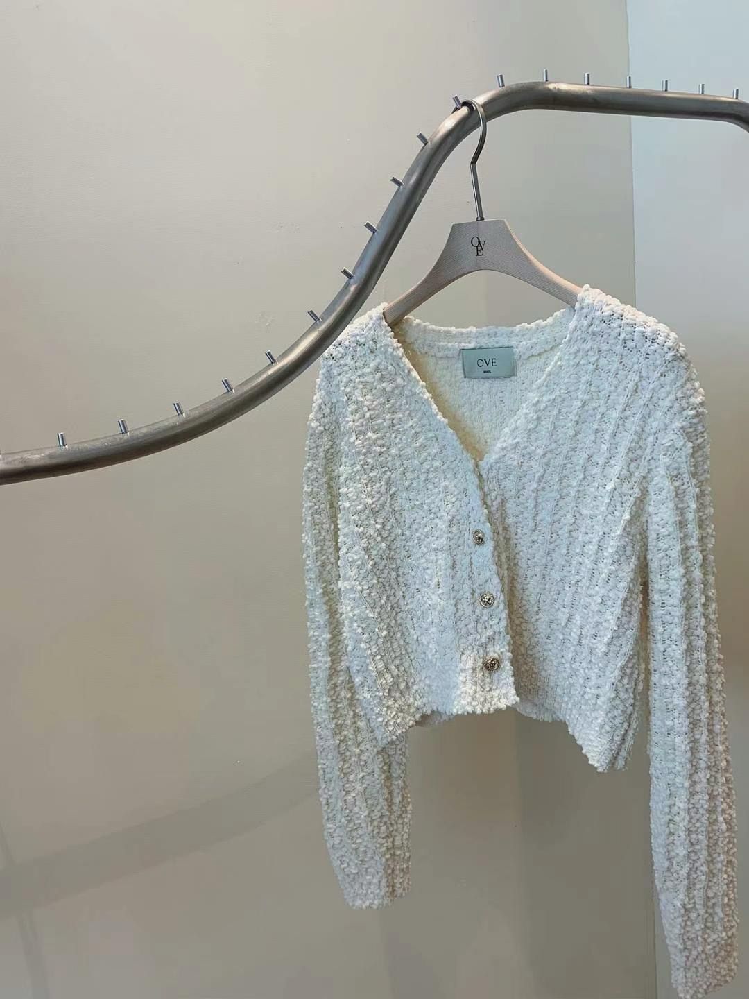 Blanc V-Neck Popcorn-Knit Cardigan *5 Colors