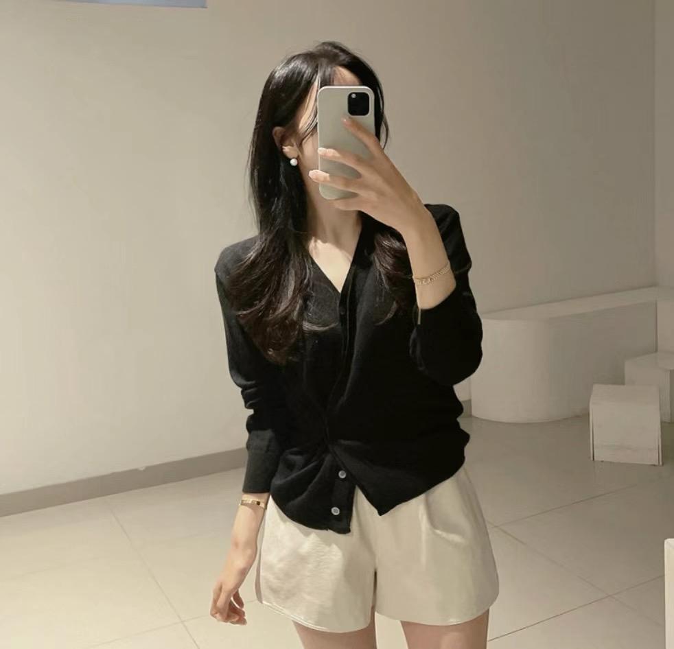 Archer V-Neck Button-Up Knitted Cardigan *4 Colors