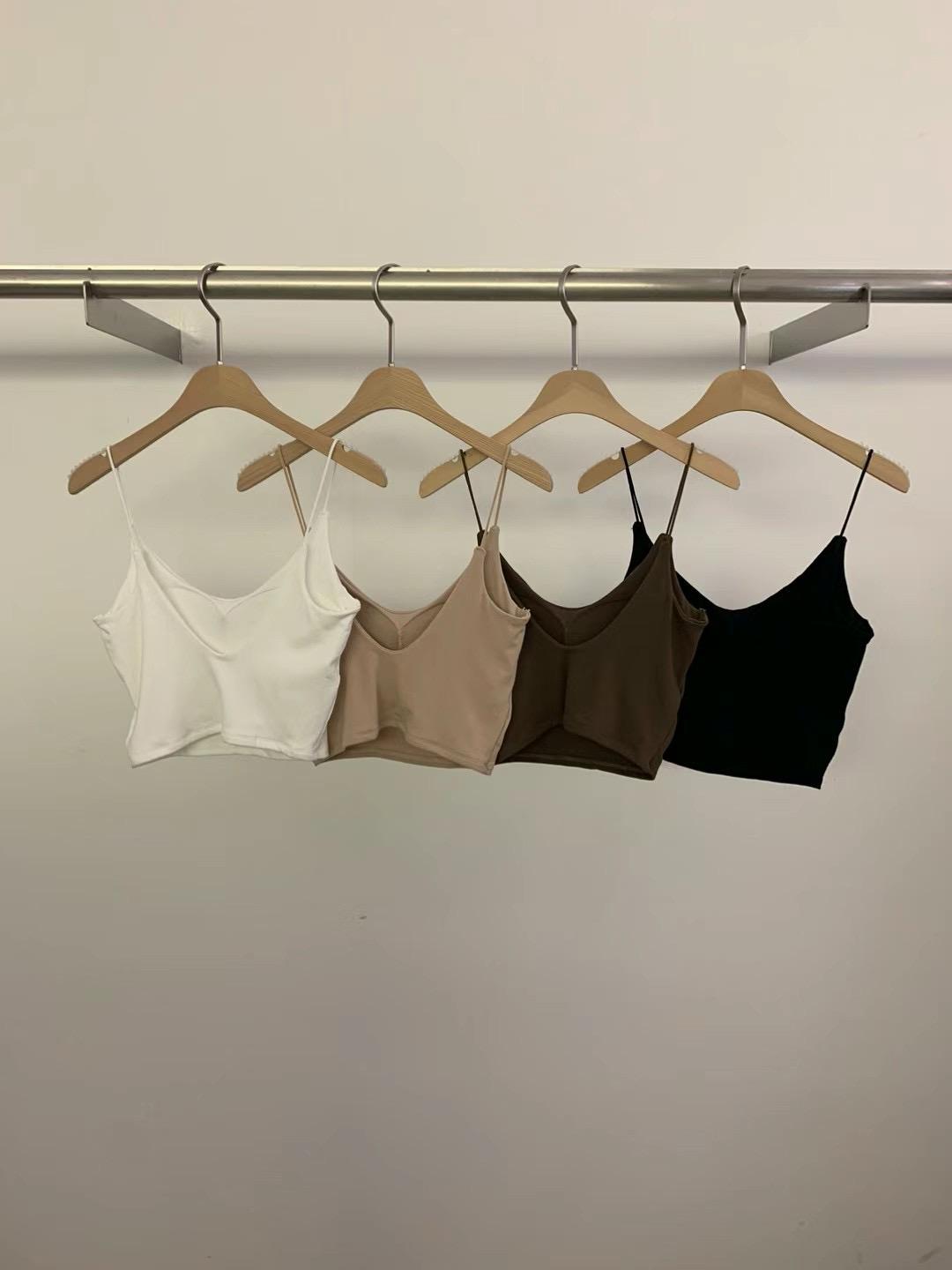 Padded Cropped Sleeveless Top *4 Colors