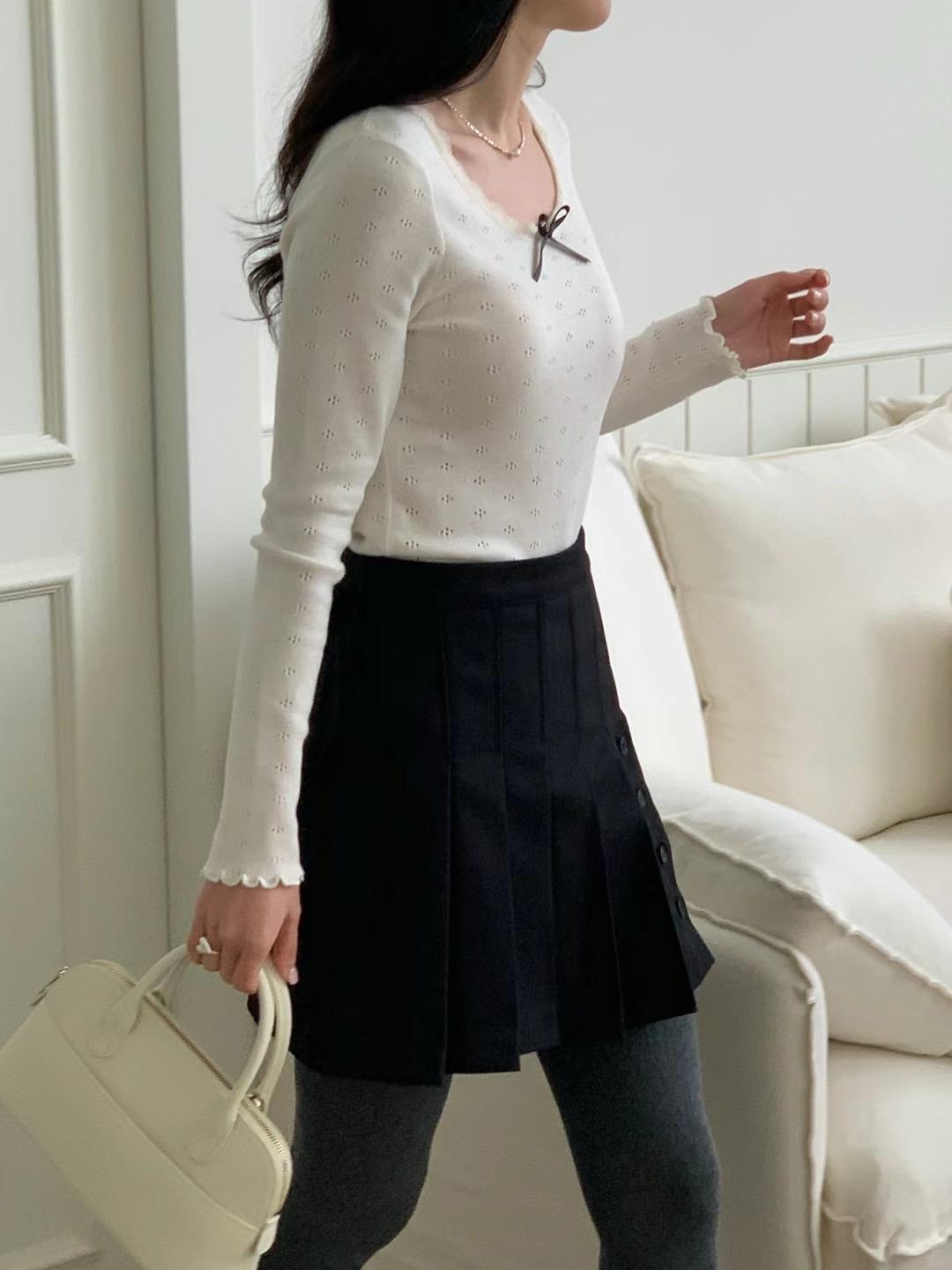 Ruffled Trim Knitted Long Sleeve Top *2 Colors