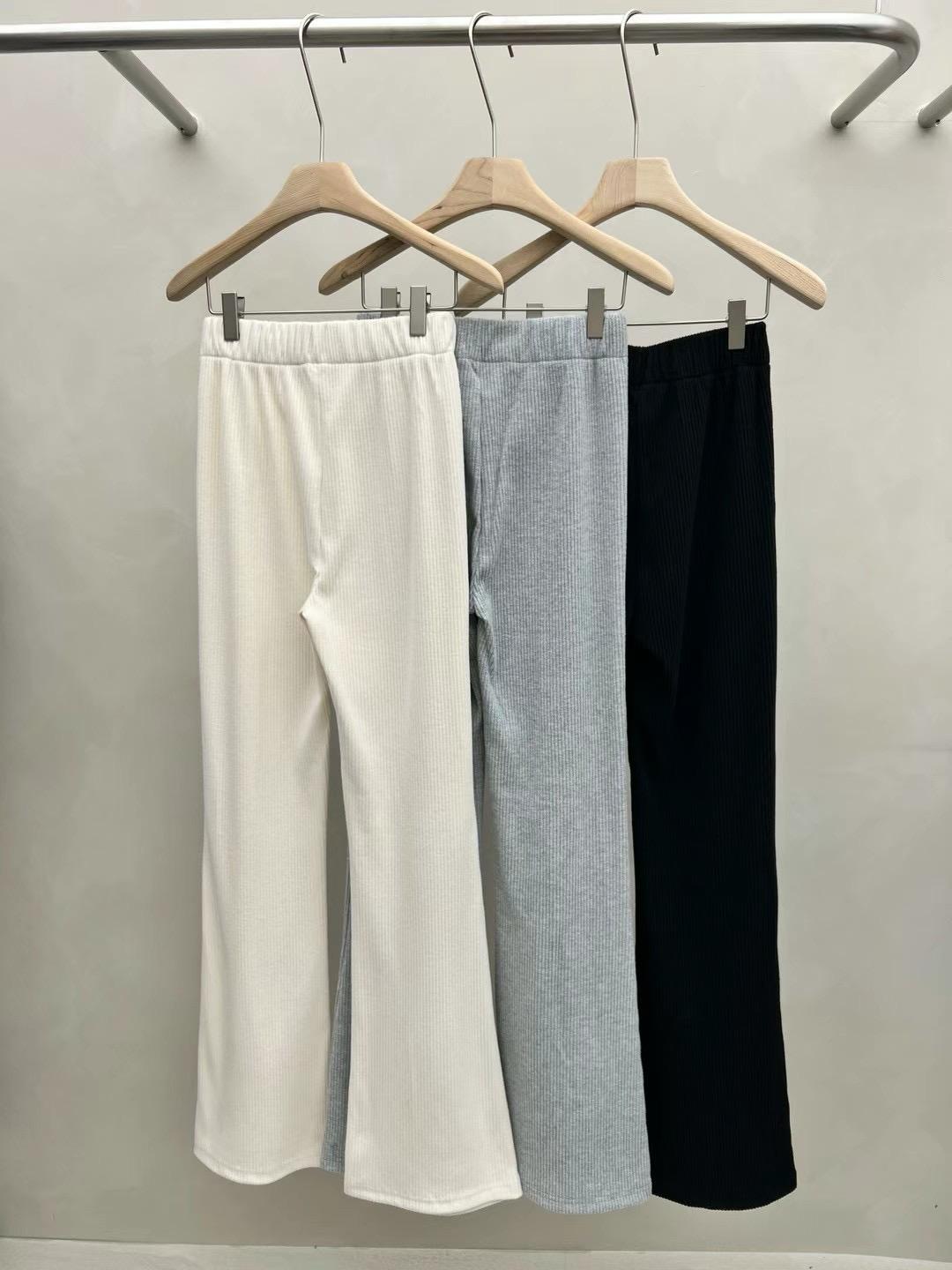 Ribbed-Knit Slim Flared Pants *3 Colors