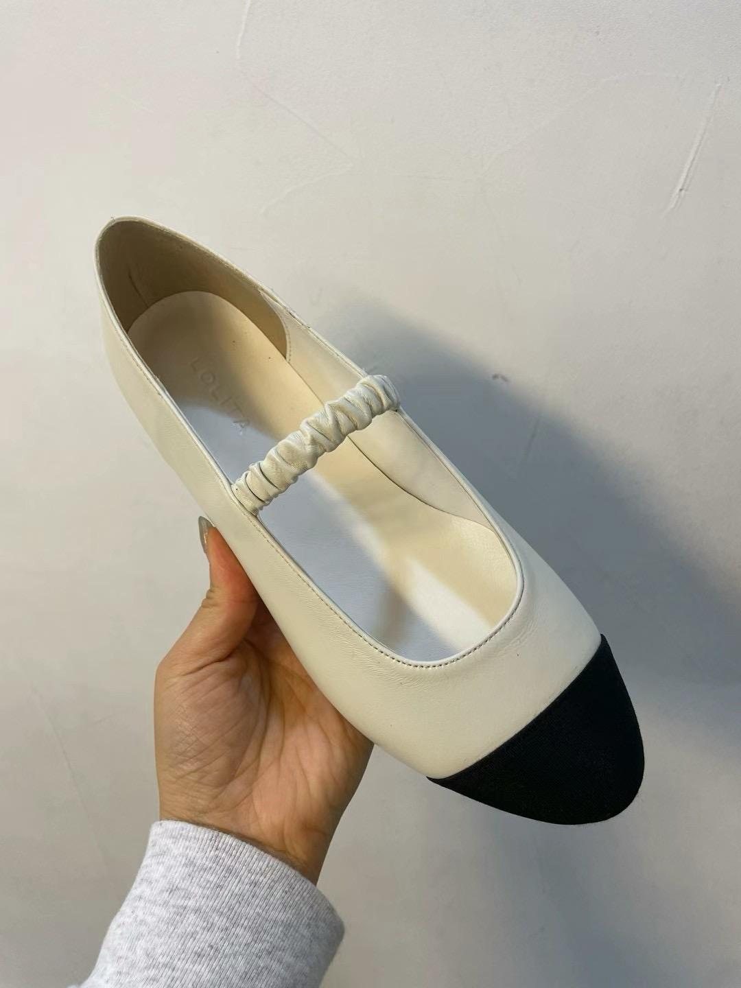 Two-Tone Flats