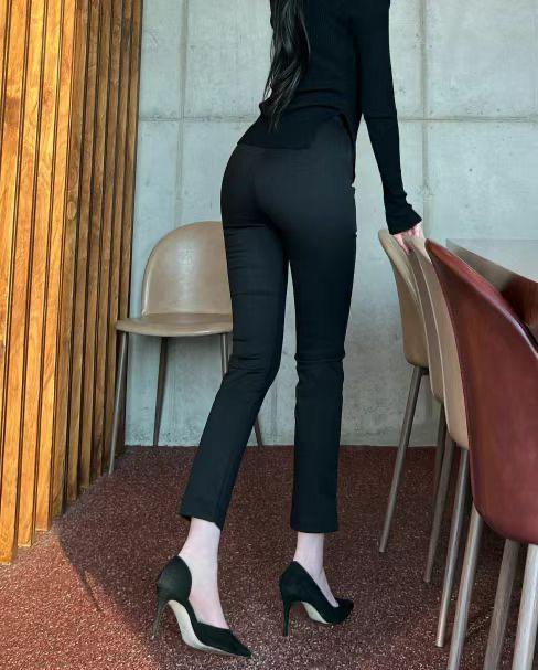 High-Waist Slim Cropped Trouser *2 Colors