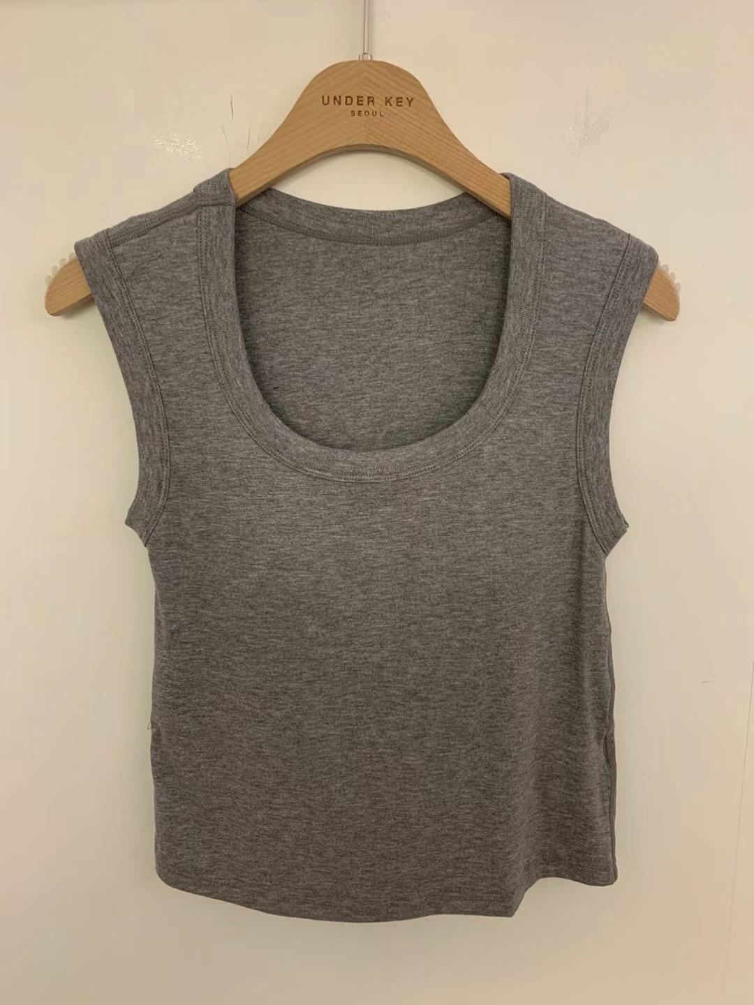 Scoop Neck Padded Tank-Top *3 Colors