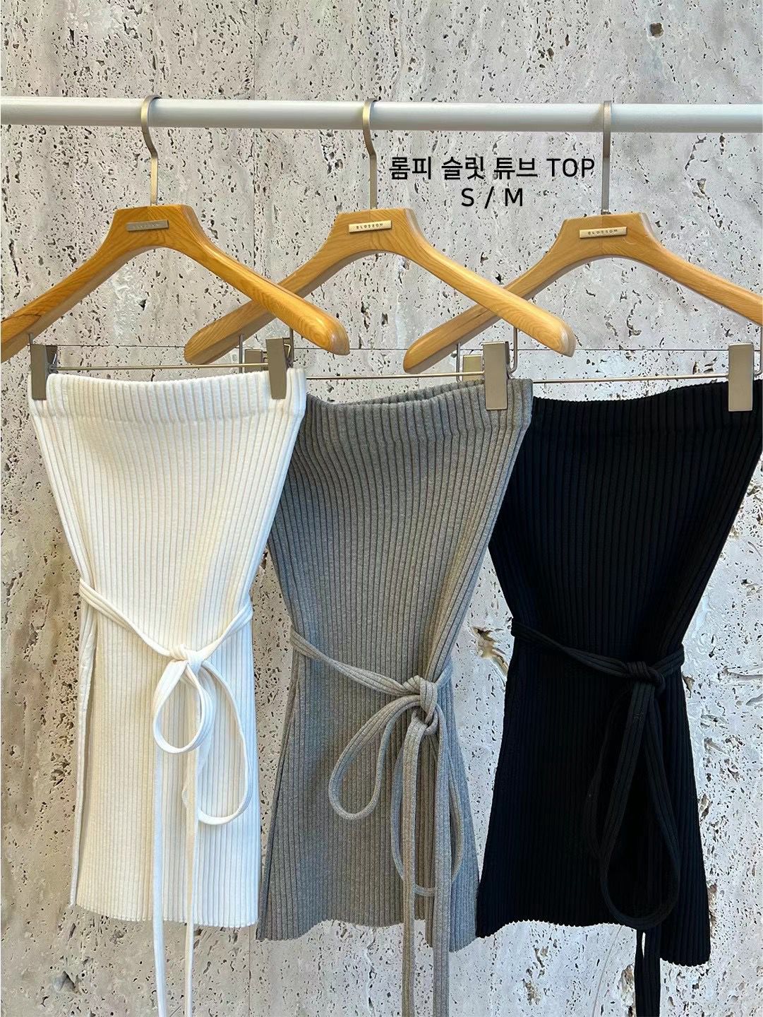 Off-shoulder Ribbed Knit Top *3 Colors