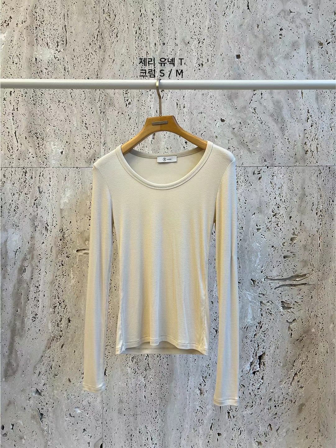 Scoop Neck Long Sleeved T-Shirt *5 Colors