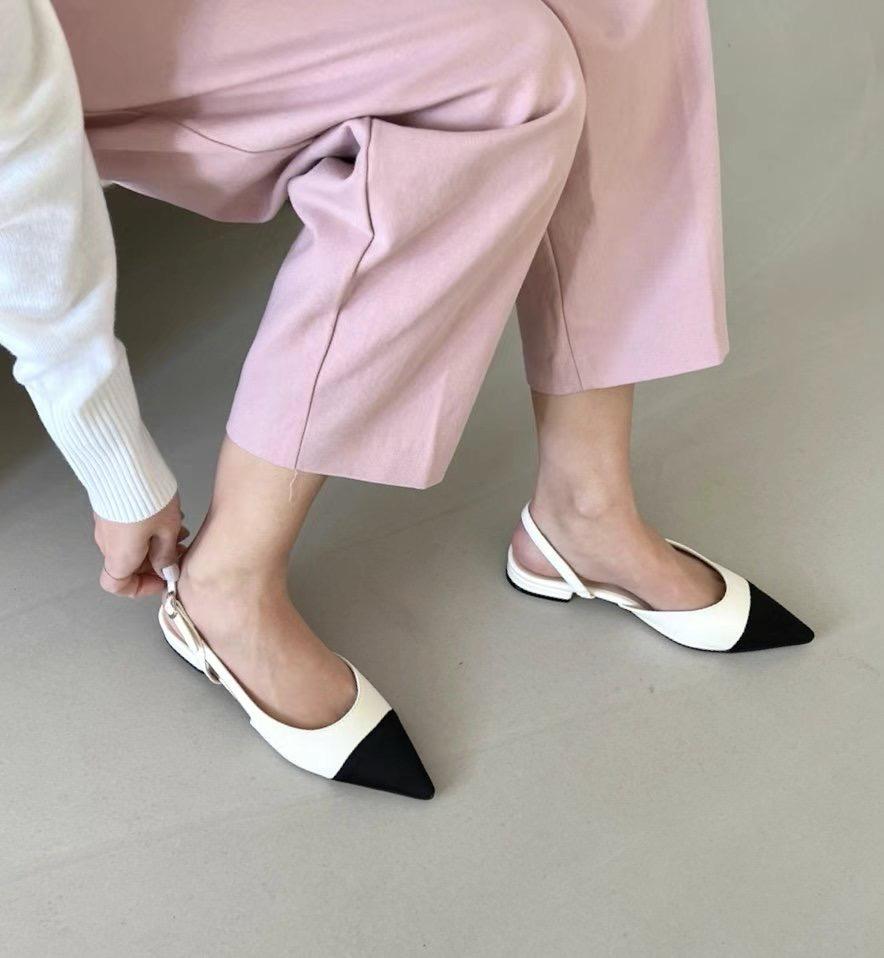 Pointed-toe Slingback Flats *3 Colors