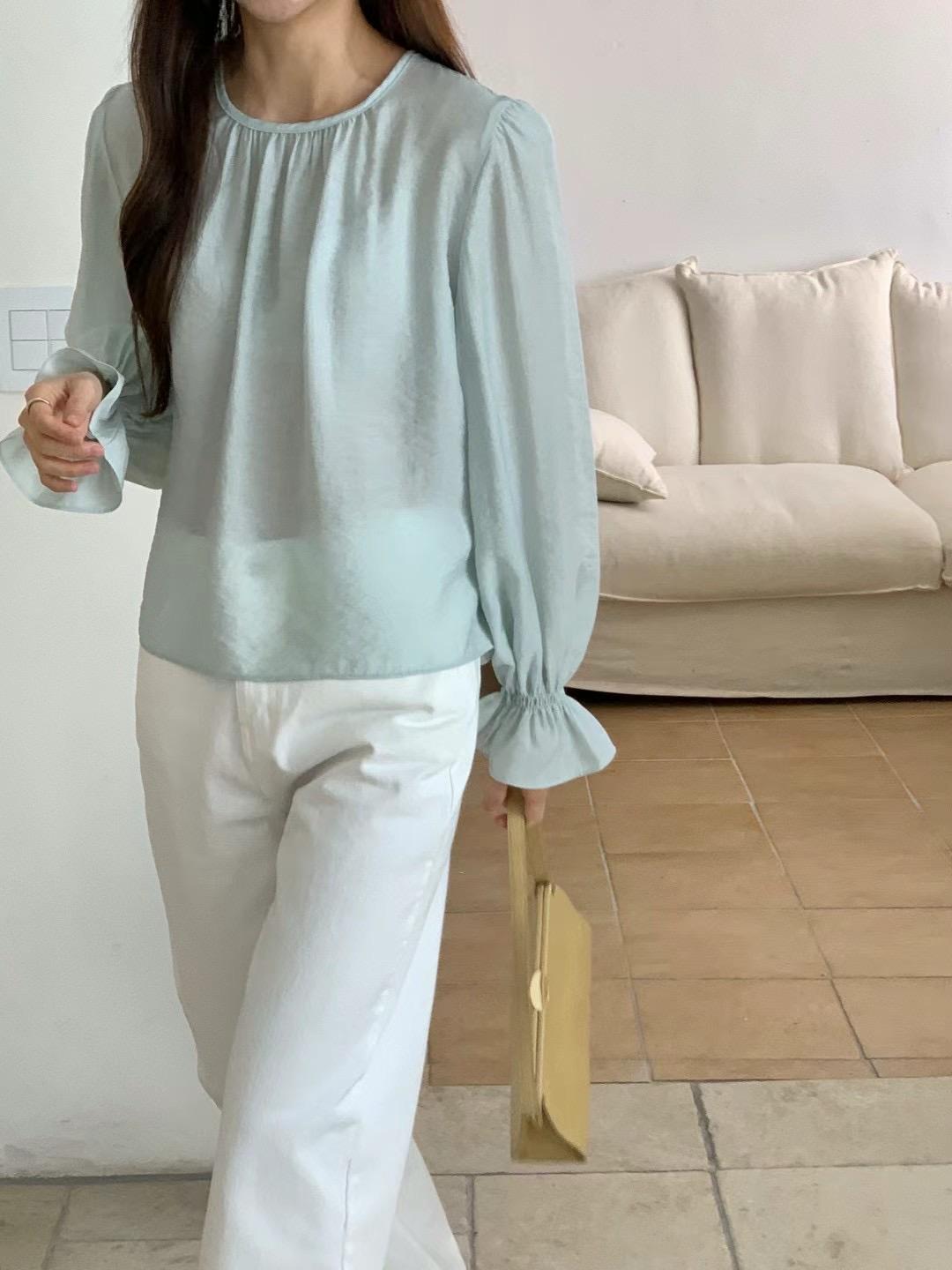 Flounce Sleeve Crepe Blouse *3 Colors