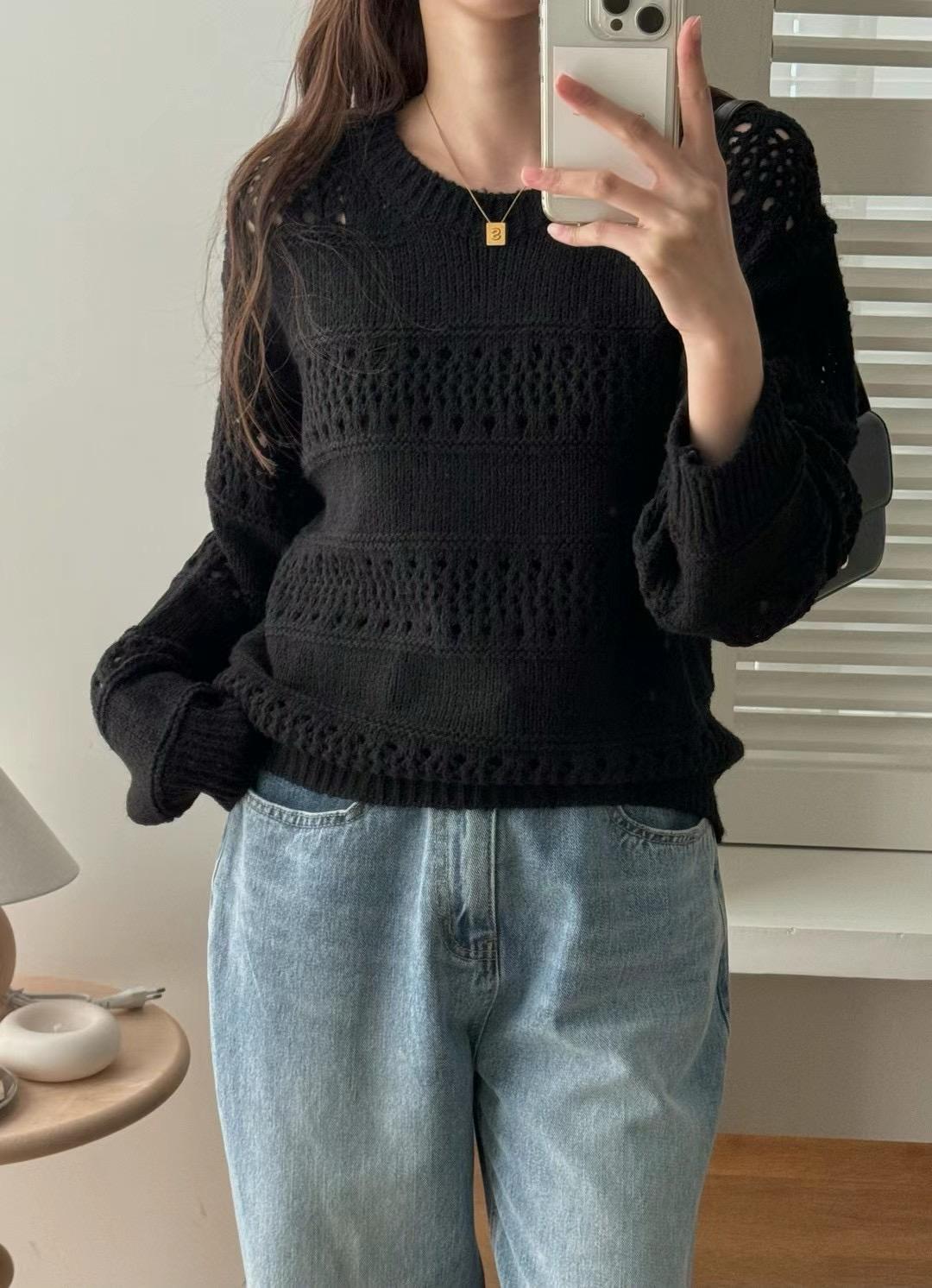 Crew Neck Crochet Sweater *4 Colors