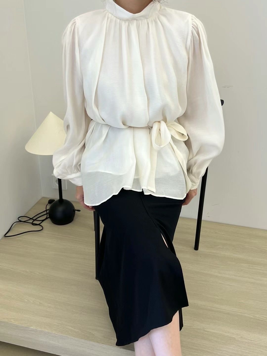 Bell Sleeves Sheer Blouse *4 Colors