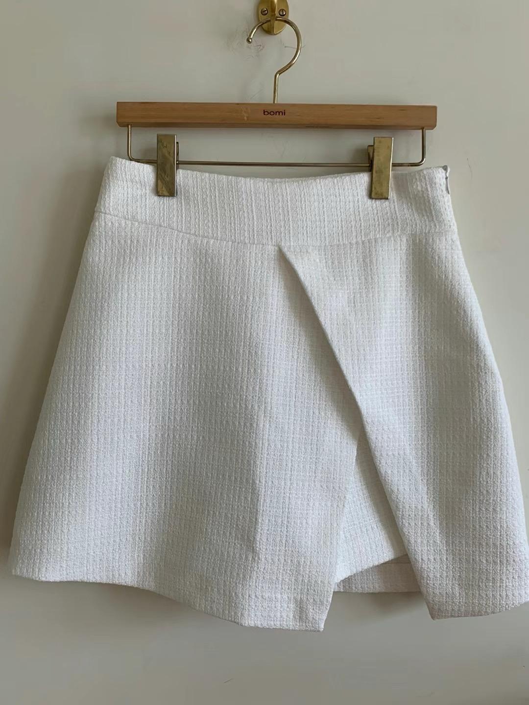 High-waist Tweed Wrap Shorts *2 Colors