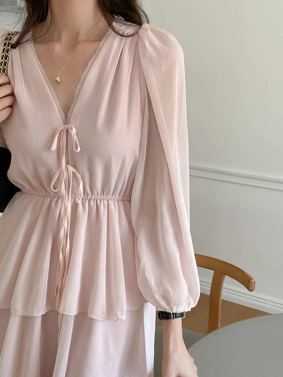 V-neck Long Sleeved Layered Dress