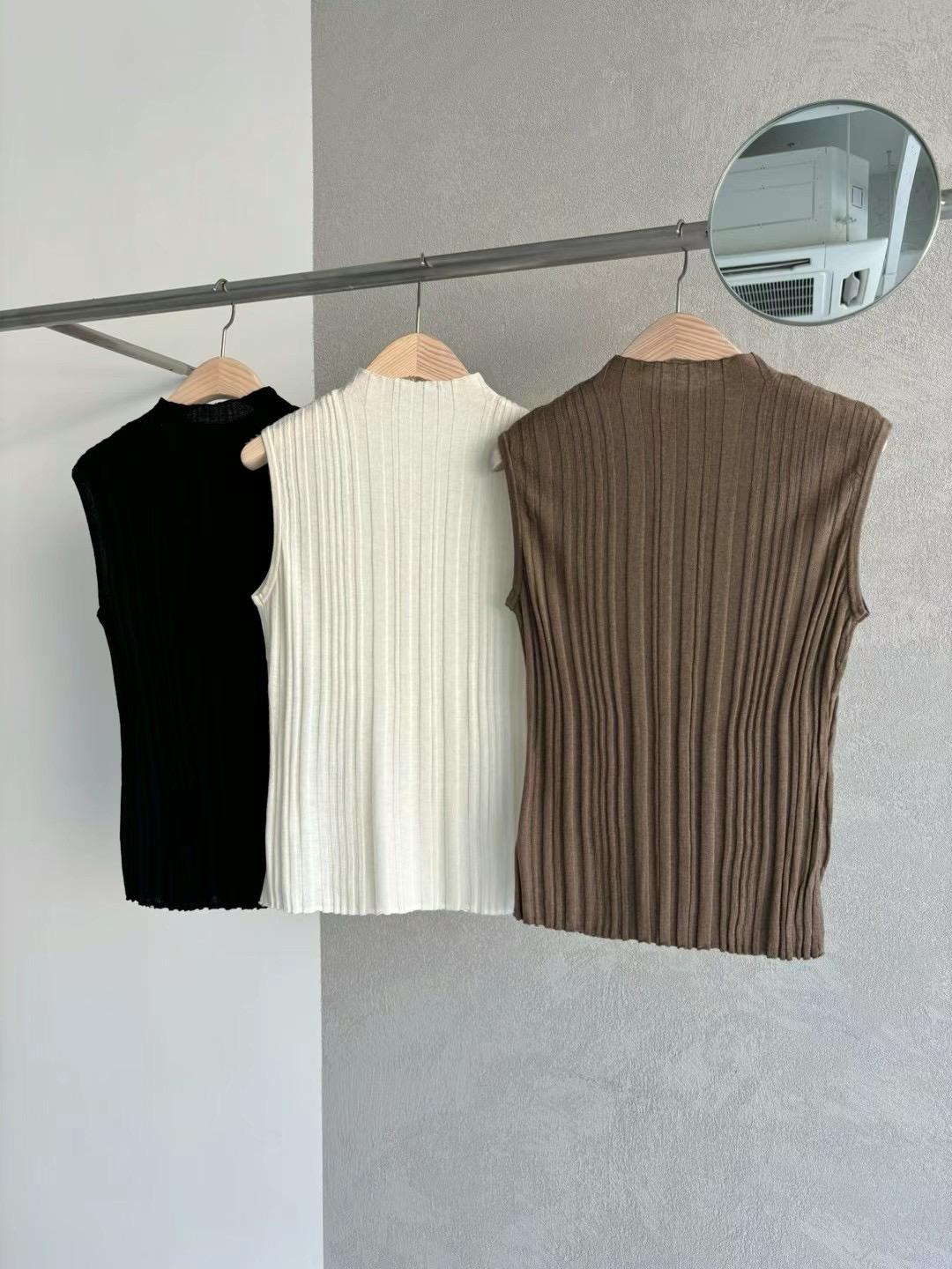 Ribbed-knit Mock Neck Sleeveless Top *3 Colors