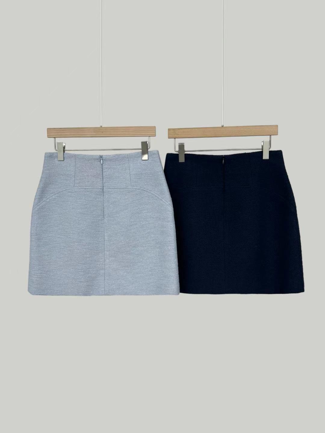 High-waist Textured Knitted Skirt *2 Colors