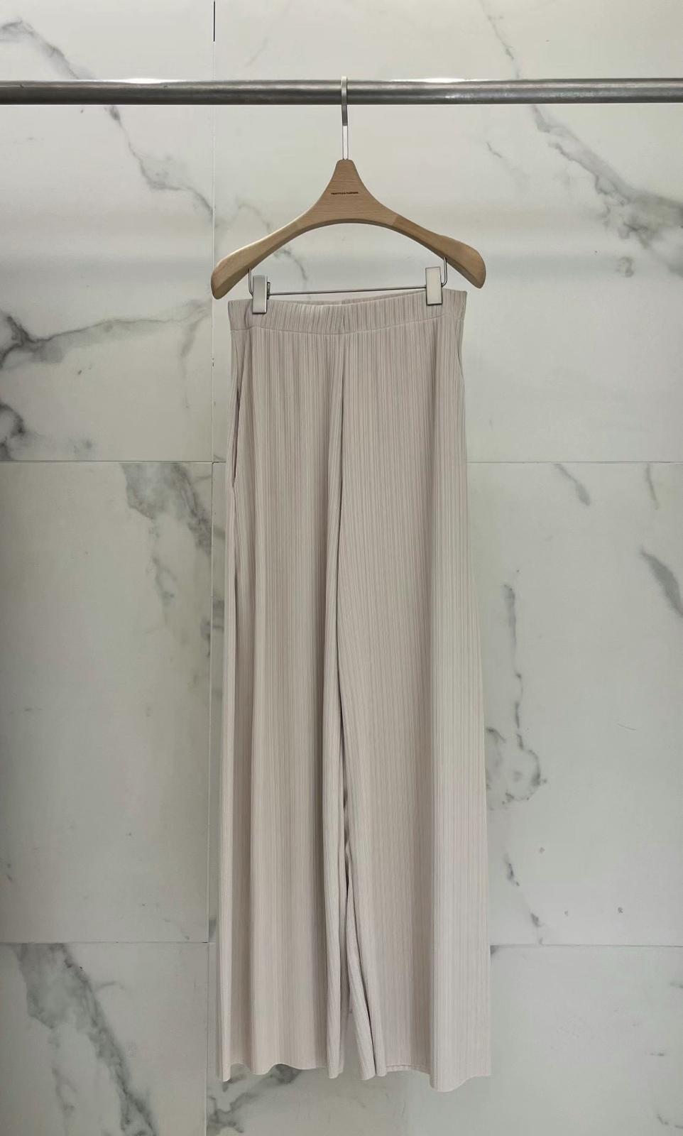 Relaxed Straight Ribbed Pants *2 Colors