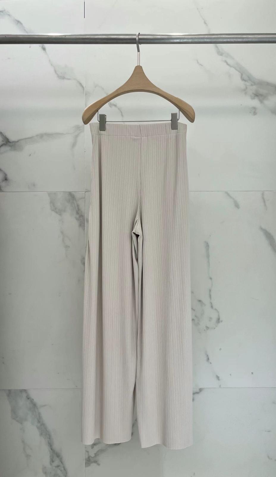 Relaxed Straight Ribbed Pants *2 Colors