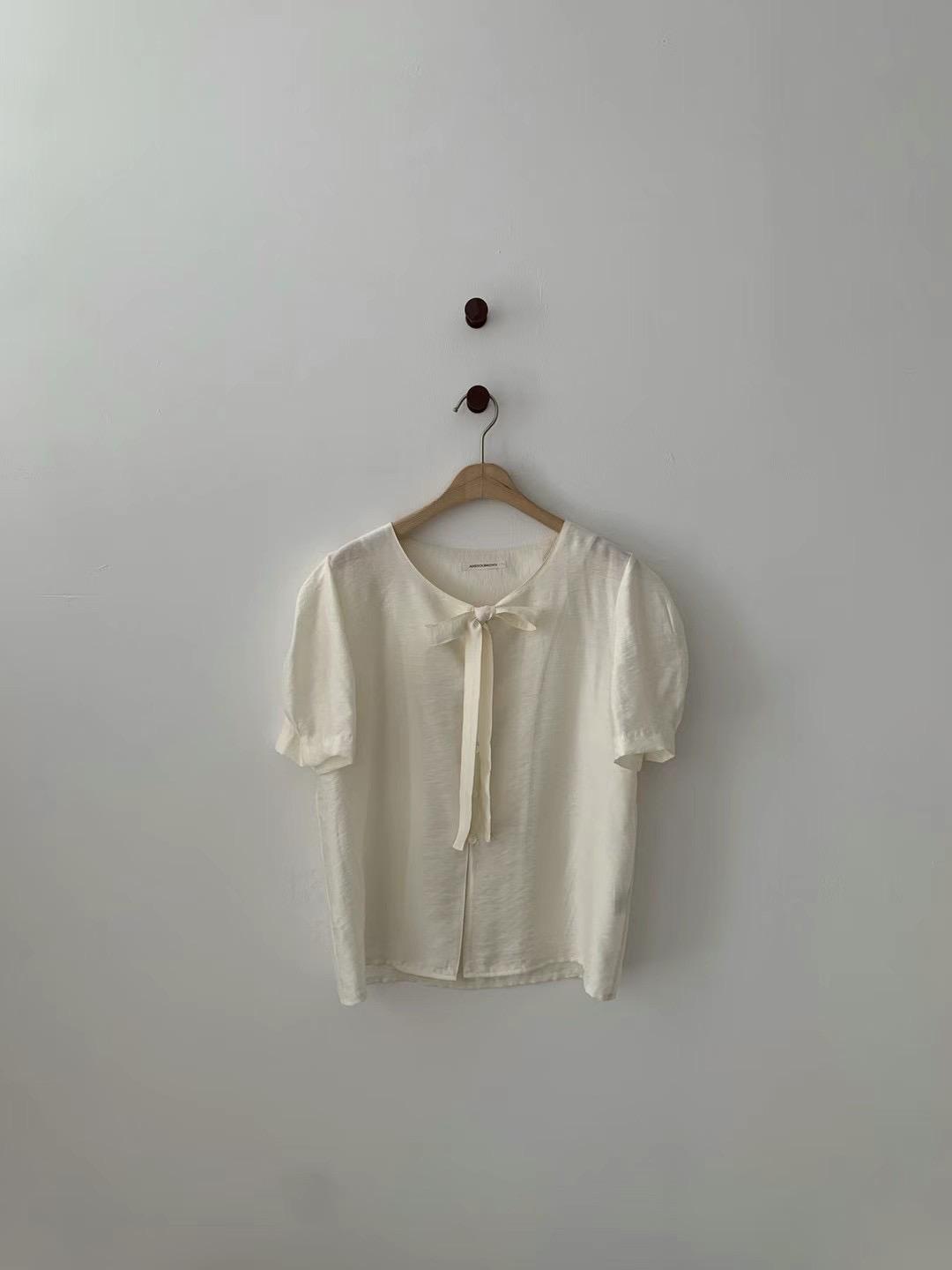 Button-down Tie Short Sleeved Blouse *3 Colors]