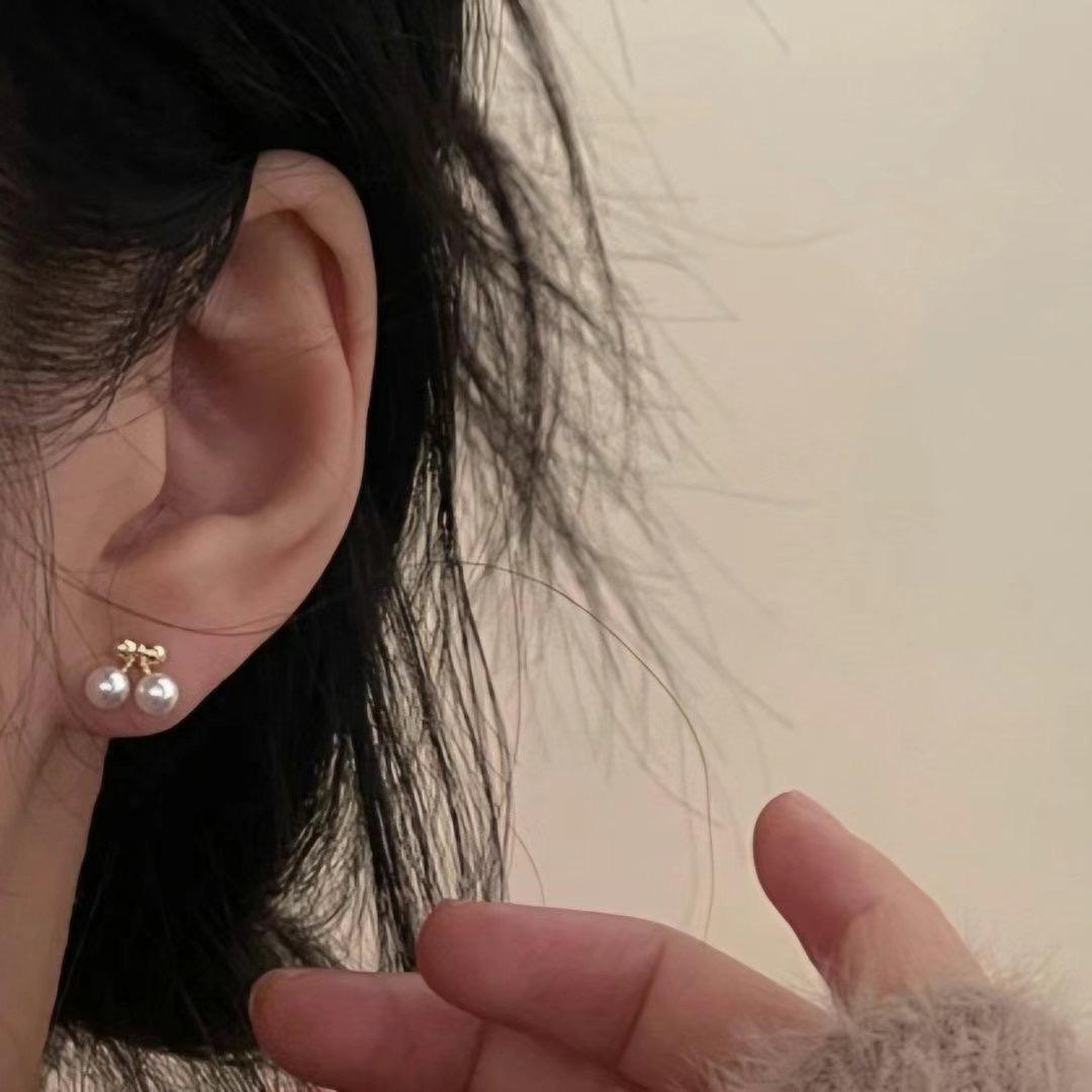 Two-Pearls Earrings