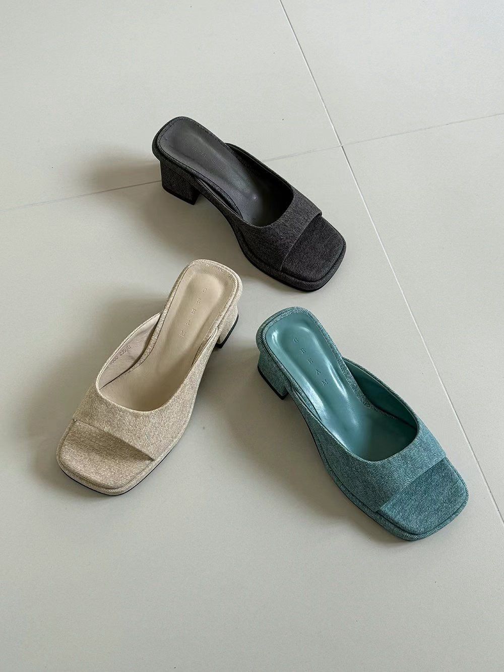 Thick-heeled Square Toe Sandals *3 Colors